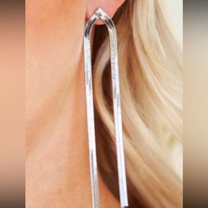Paparazzi Silver vintage earrings